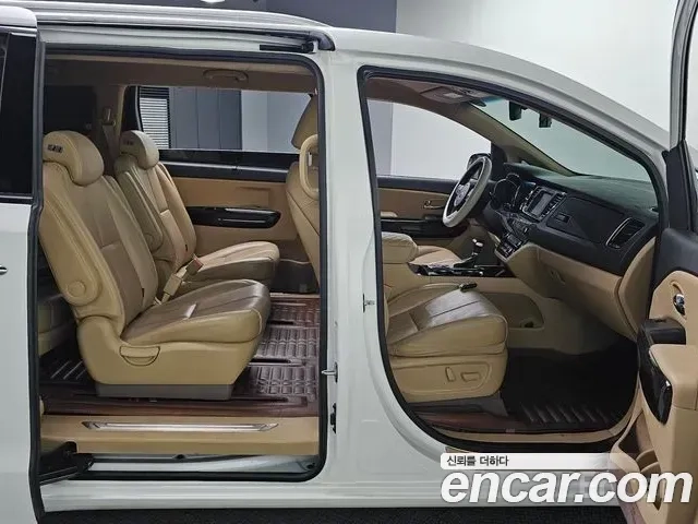 Kia The New Carnival id 2951628 из Кореи 8