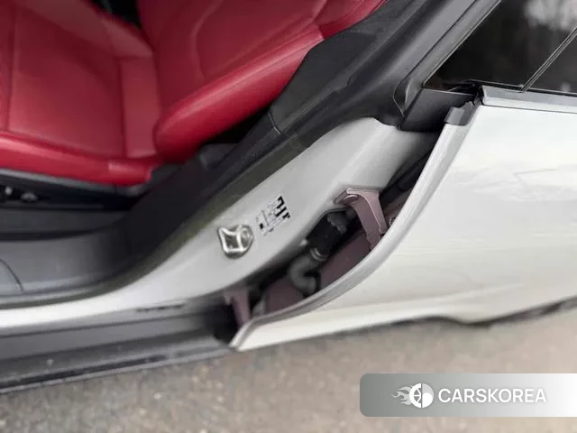 Porsche Taycan id 3476602 из Кореи 8