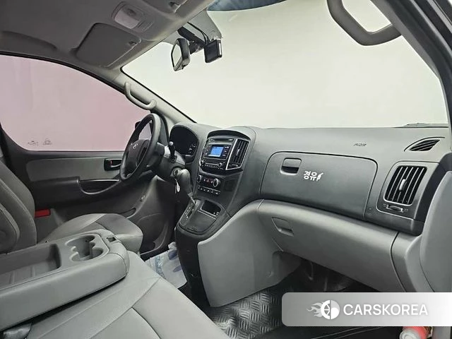 Hyundai The New Grand Starex id 4894846 из Кореи 8