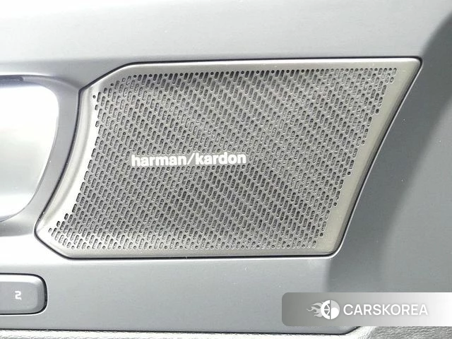 Volvo XC40 id 3909496 из Кореи 8