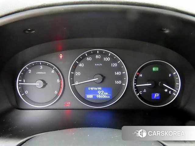 Hyundai The New Grand Starex id 4615317 из Кореи 8