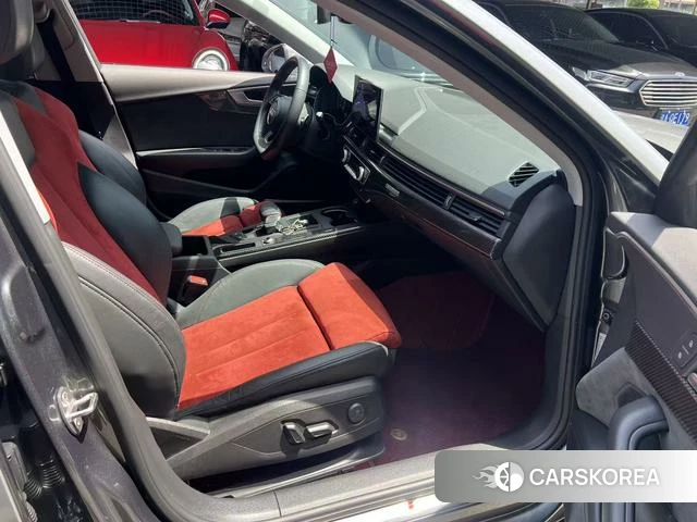 Audi A4L id 4348885 из Китая 8