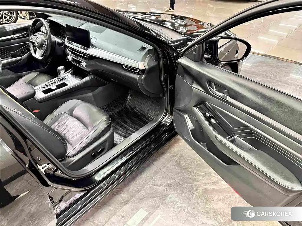 Nissan Altima id 4548367 из Китая 8
