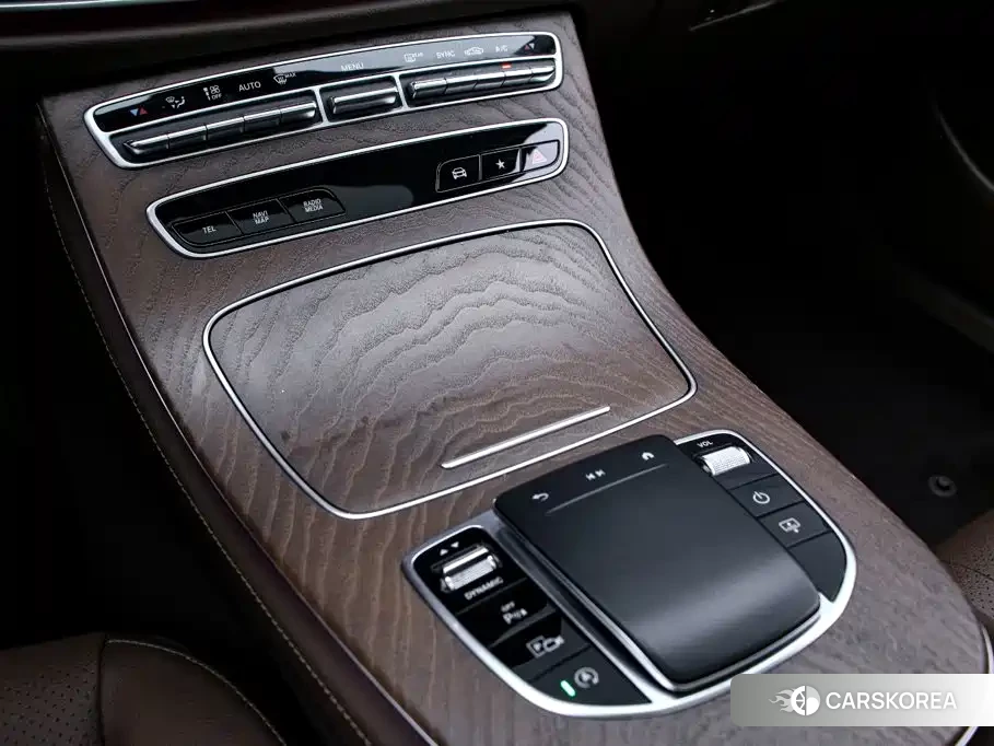 Mercedes-Benz E-Class id 4669484 из Китая 8