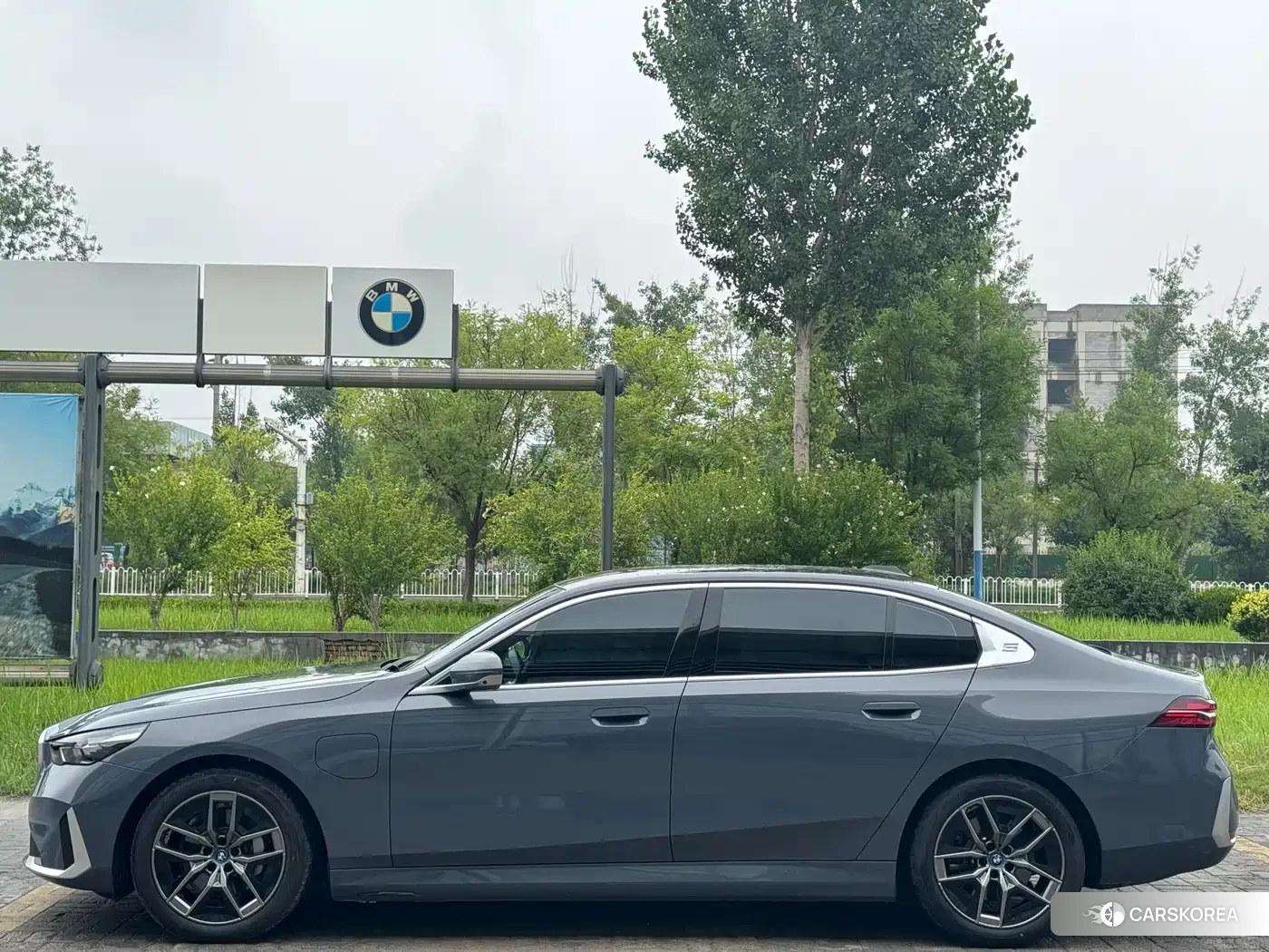 BMW i5 id 4553768 из Китая 8