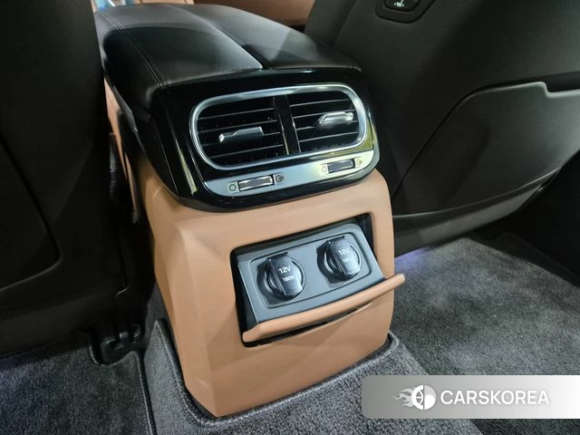 Genesis G90 id 3941525 из Кореи 8