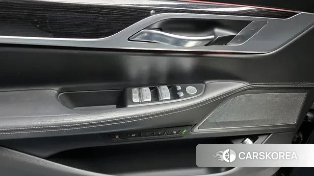 BMW 7 Series (G11) id 3336427 из Кореи 8