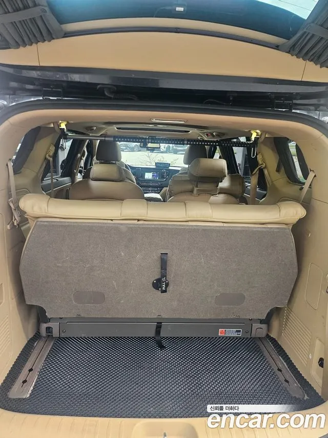 Kia The New Carnival id 2847332 из Кореи 8