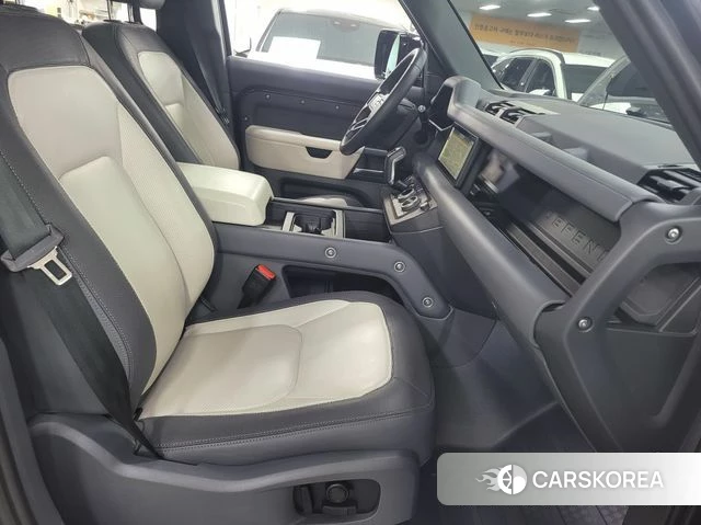 Land Rover Defender (L663) id 3963525 из Кореи 8