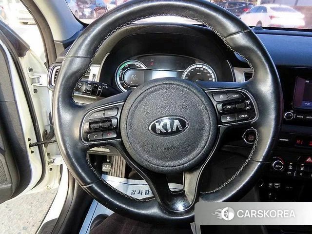 Kia Niro id 4502815 из Кореи 8
