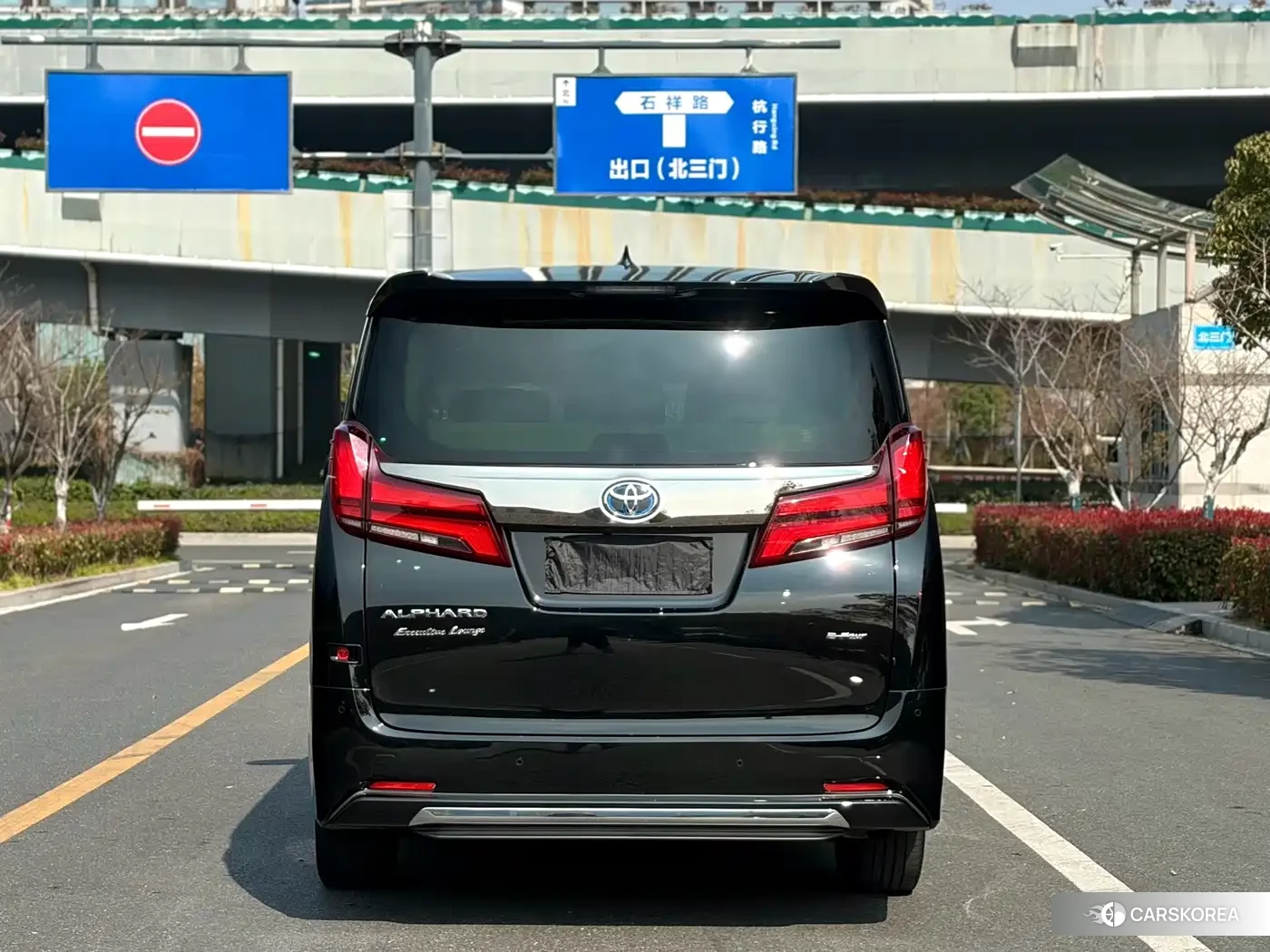 Toyota Elfa id 4685920 из Китая 8