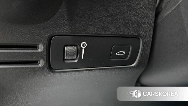 Volvo C40 Richards id 4231356 из Кореи 8