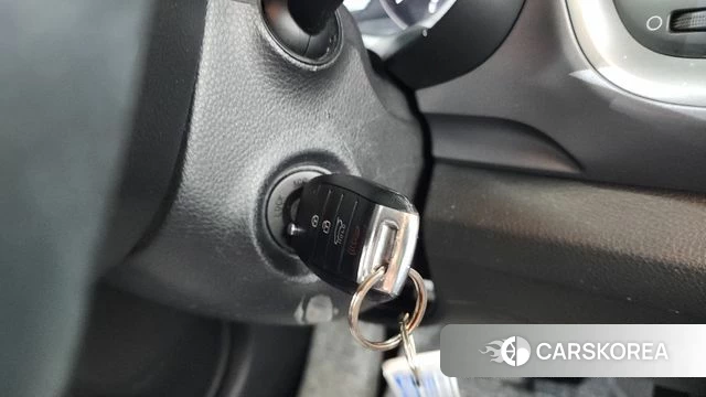 Kia Stonic id 4882523 из Кореи 8