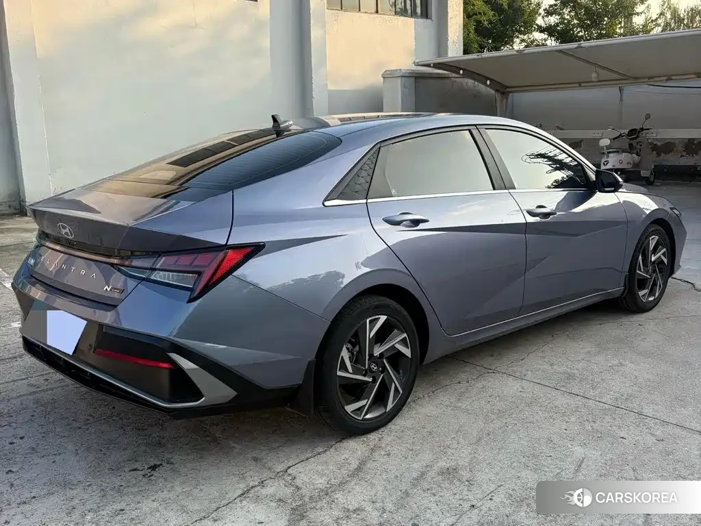 Hyundai Elantra id 4679489 из Китая 8