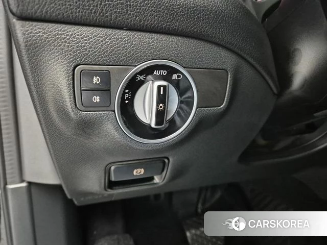 Mercedes-Benz GLA-Class X156 id 4483112 из Кореи 8