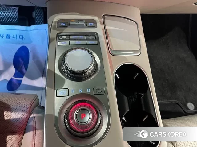 Genesis GV70 id 3650576 из Кореи 8