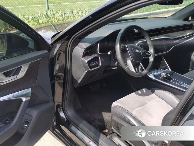 Audi A6L id 4213407 из Китая 8