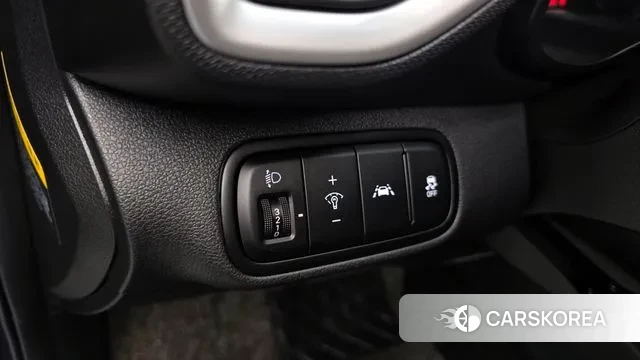 Hyundai Venue id 3071642 из Кореи 8