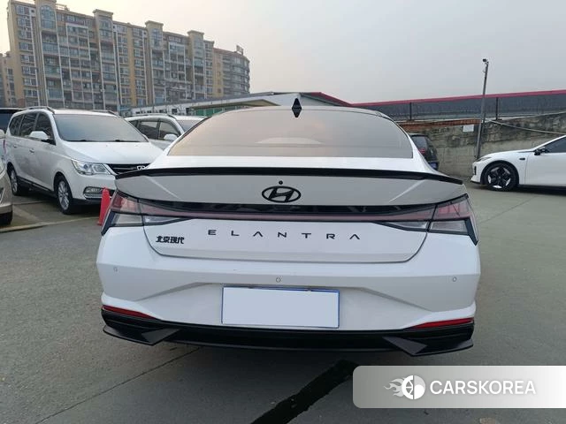 Hyundai Elantra id 4359596 из Китая 8