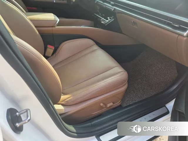 Hyundai Grandeur (GN7) id 3758284 из Кореи 8