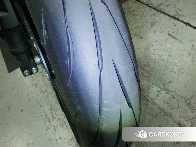 Honda CBR650R-2 id 4184468 из Японии 8