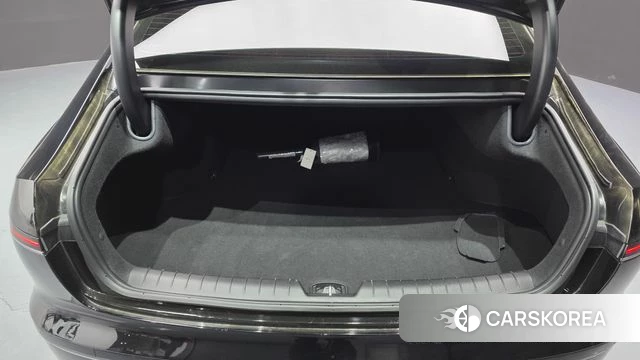 Hyundai Grandeur Hybrid (GN7) id 4201661 из Кореи 8