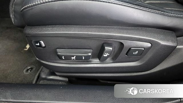 Lexus New ES300h id 4397811 из Кореи 8