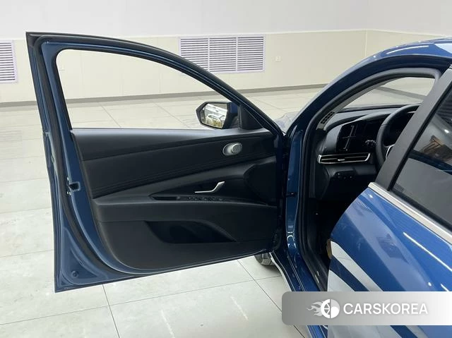 Hyundai Elantra id 4359424 из Китая 8