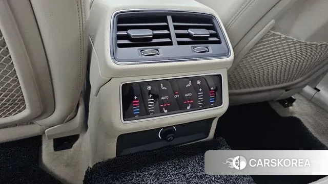 Audi A6 (C8) id 3753848 из Кореи 8