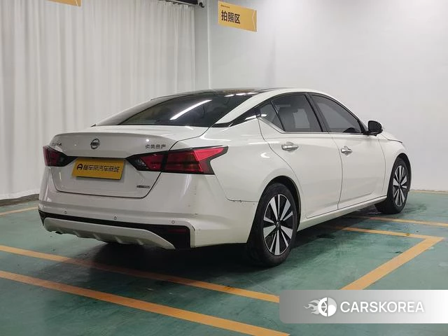 Nissan Teana id 4320962 из Китая 8