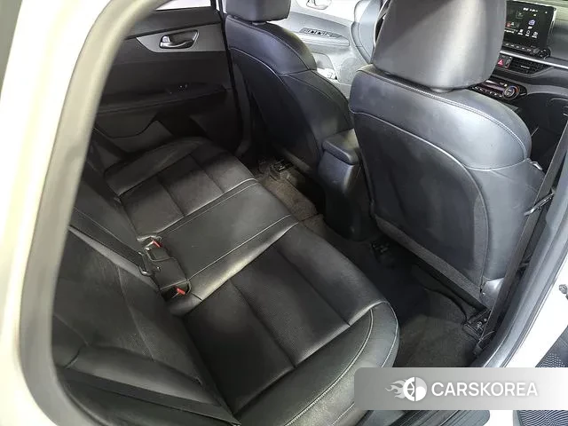 Kia Come New K3 id 3601749 из Кореи 8