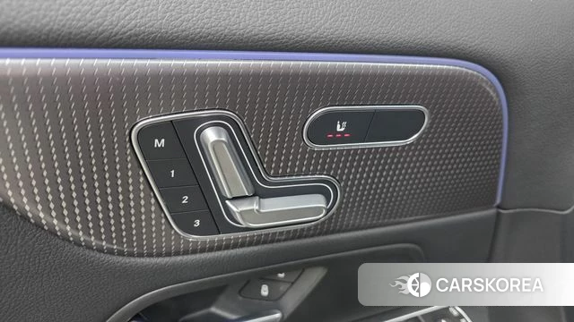 Mercedes-Benz EQA H243 id 4360563 из Кореи 8