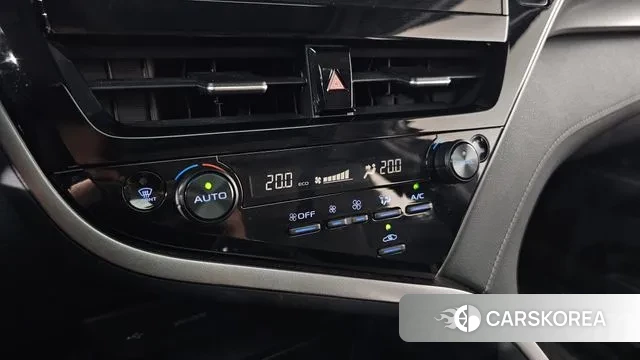 Toyota Camry (XV70) id 2968732 из Кореи 8