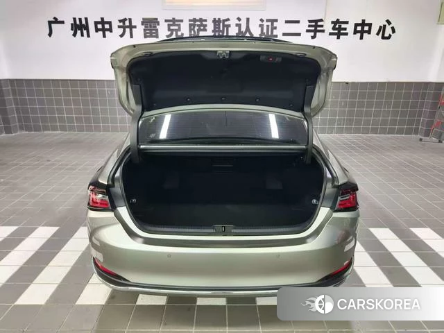Lexus ES id 4300344 из Китая 8
