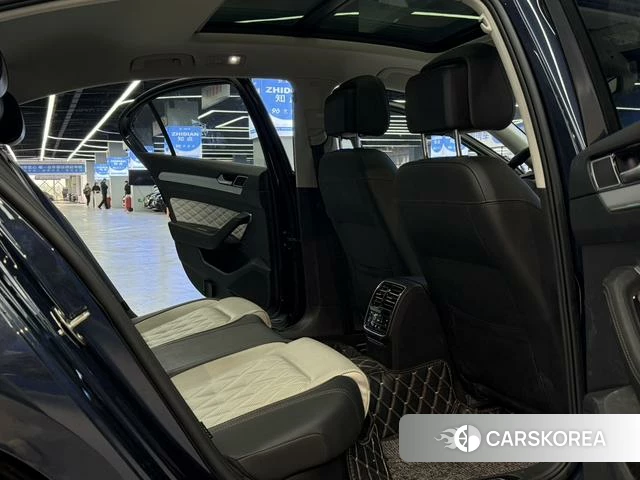 Volkswagen Magotan id 4238152 из Китая 8