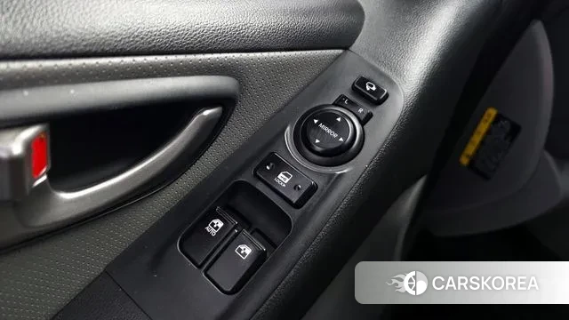 Hyundai The New Grand Starex id 3718404 из Кореи 8