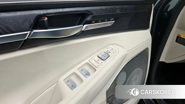 Genesis G90 id 4370855 из Кореи 8