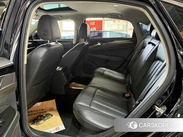 Volkswagen Passat id 4257711 из Китая 8