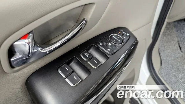 Kia The New Carnival id 2468765 из Кореи 8