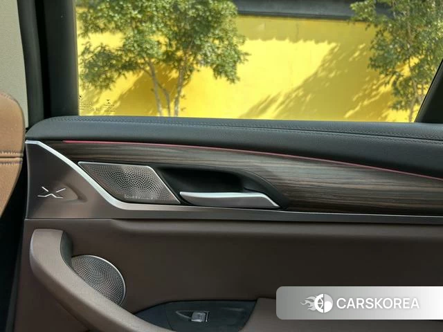 BMW X3 id 4241361 из Китая 8