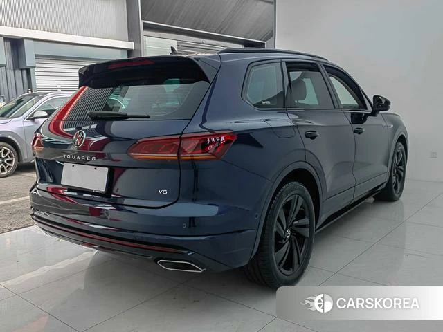 Volkswagen Touareg id 4341562 из Китая 8
