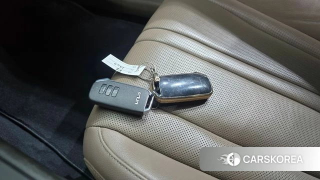 Kia K8 id 4329862 из Кореи 8