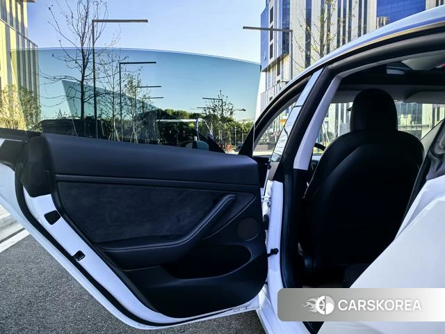 Tesla Model 3 id 4190389 из Китая 8