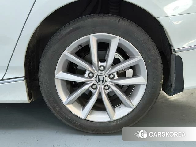 Honda Accord id 4271089 из Китая 8
