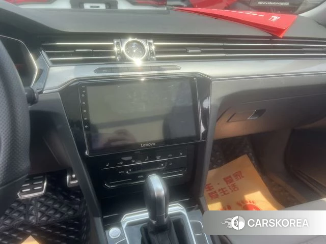 Volkswagen Magotan id 4277806 из Китая 8