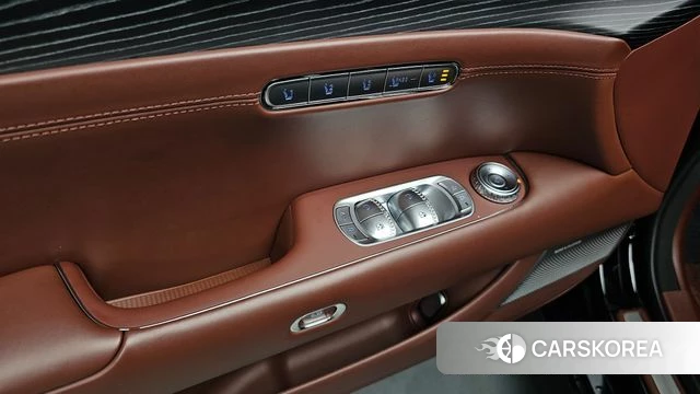 Genesis G90 (RS4) id 4591920 из Кореи 8