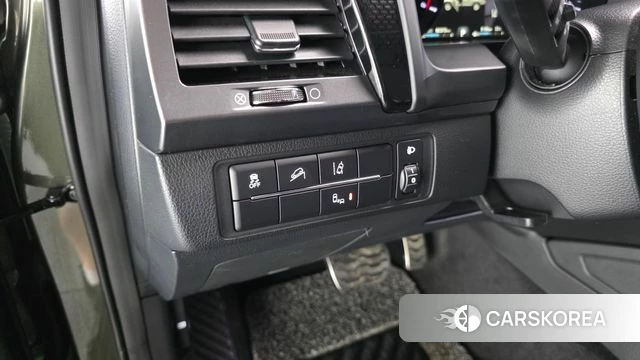 Ssangyong The New Rexton Sports Cannes id 4651323 из Кореи 8