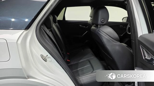 Audi Q2 id 3831792 из Кореи 8