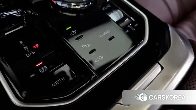 BMW 7 Series (G70) id 3042509 из Кореи 8