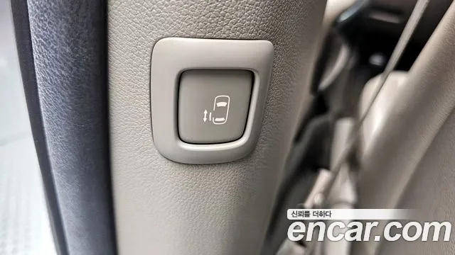 Kia All New Carnival id 2831392 из Кореи 8